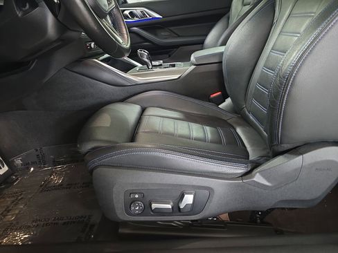 Used 2021 BMW M440i Convertible w/ Premium Package image 26