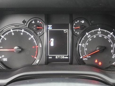 Used 2021 Toyota 4Runner SR5 Premium image 23