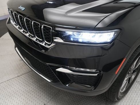 Used 2025 Jeep Grand Cherokee Limited 4xe image 22