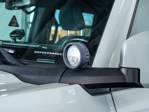 Used 2022 Ford Bronco Outer Banks image 21