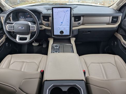 Used 2023 Ford Expedition Max Limited image 16