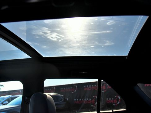 Used 2024 Honda Prologue Touring image 39