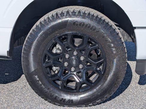 Used 2024 Ford F150 XLT w/ Equipment Group 302A MID image 9