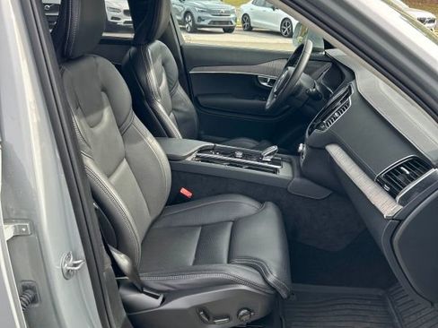 Used 2024 Volvo XC90 T8 Ultimate w/ Lounge Package AWD/4WD image 2