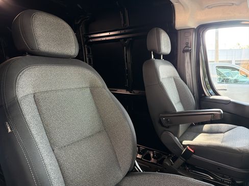 Used 2026 RAM ProMaster 3500 w/ Quick Order Package 22G SLT FWD image 35