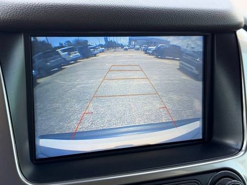 Used 2019 Chevrolet Tahoe LT w/ LT Signature Package RWD image 22