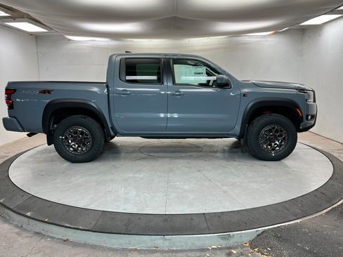 New 2026 Nissan Frontier PRO-4X w/ Pro-4x Convenience Package image 6