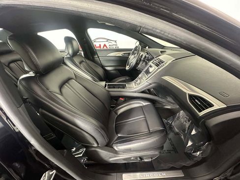 Used 2019 Lincoln MKZ Premiere image 23