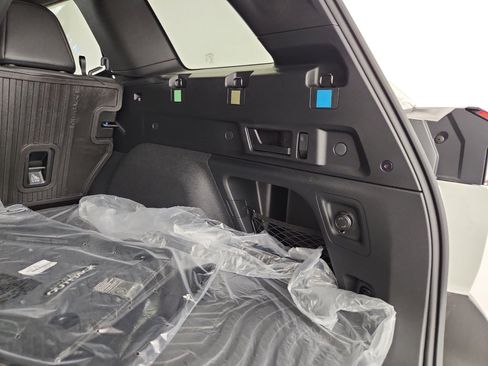 New 2026 Subaru Outback Touring XT AWD/4WD image 37