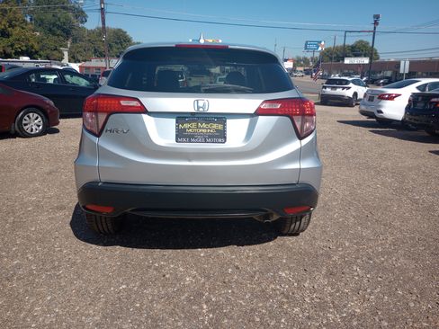 Used 2016 Honda HR-V EX image 6