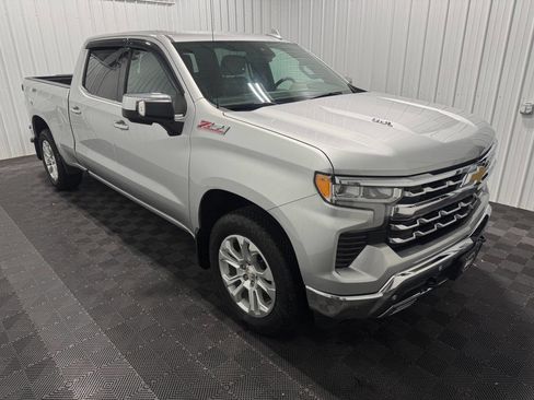Used 2022 Chevrolet Silverado 1500 LTZ w/ LTZ Convenience Package II image 2