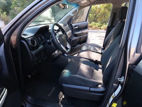 Used 2016 Toyota Tundra SR5 image 15