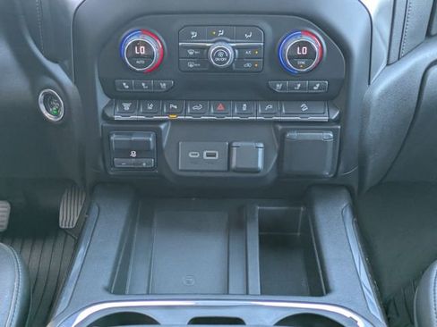 Used 2020 Chevrolet Silverado 2500 LTZ w/ LTZ Premium Package image 20