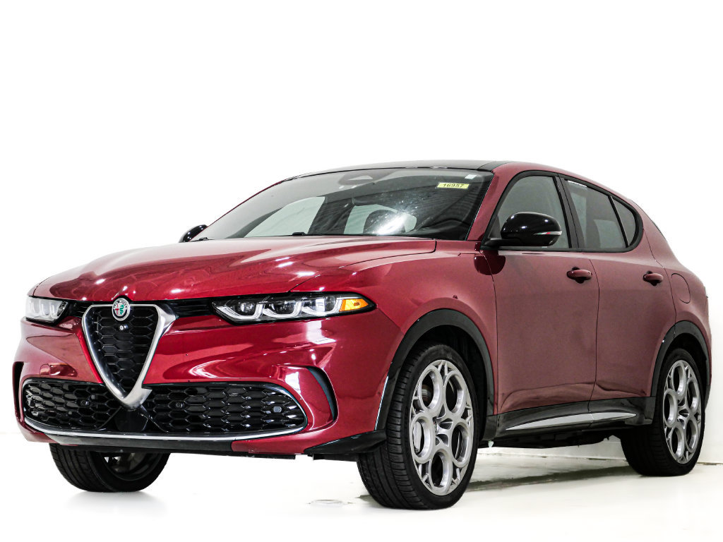 Used 2024 Alfa Romeo Tonale Ti AWD/4WD image 3