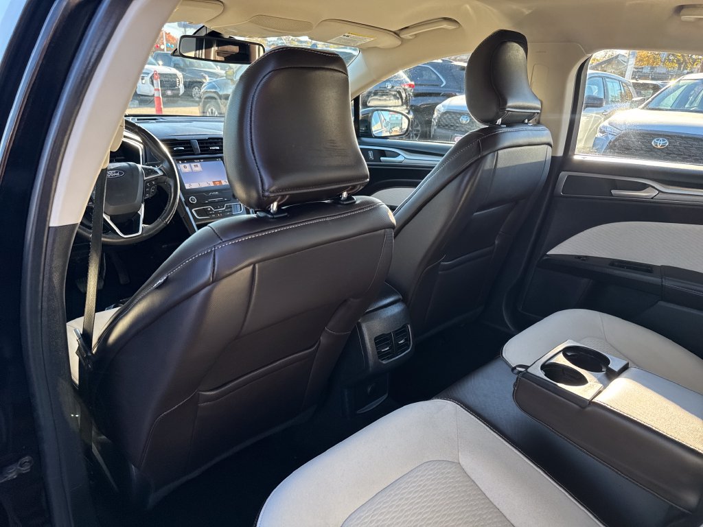 Used 2019 Ford Fusion SE w/ Equipment Group 151A FWD image 38