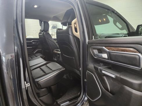 Used 2020 RAM 1500 Laramie image 29