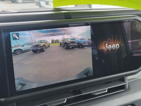 New 2026 Jeep Gladiator Sport image 14