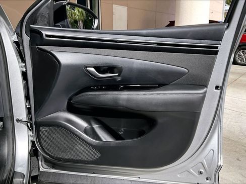 Used 2023 Hyundai Tucson Limited image 23