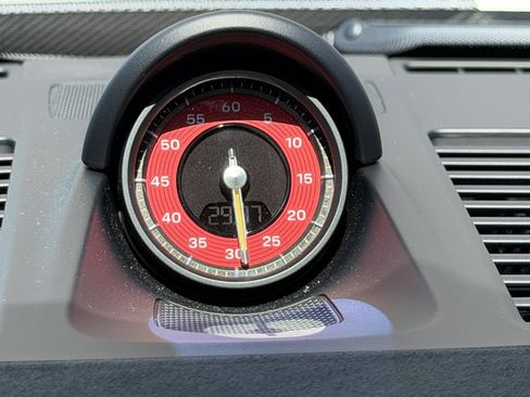 Certified 2025 Porsche 911 GT3 RS image 23