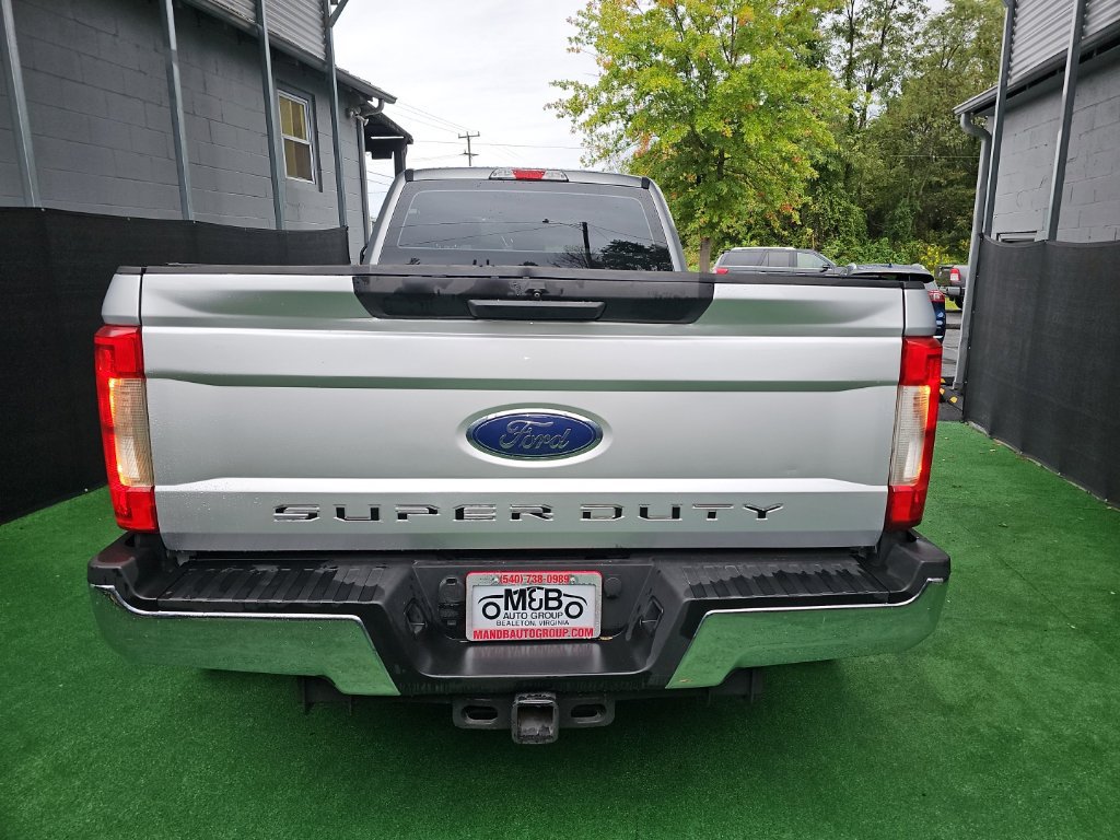 Used 2018 Ford F350 XL w/ Power Equipment Group AWD/4WD image 4