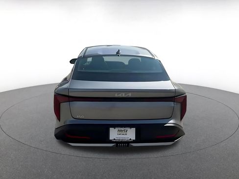Used 2025 Kia K4 LXS image 12
