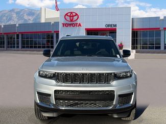 Used 2025 Jeep Grand Cherokee L Laredo w/ Trailer Tow Package AWD/4WD video 2
