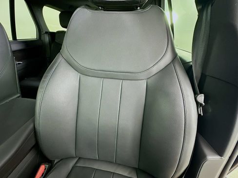 Used 2024 Land Rover Range Rover SE AWD/4WD image 37
