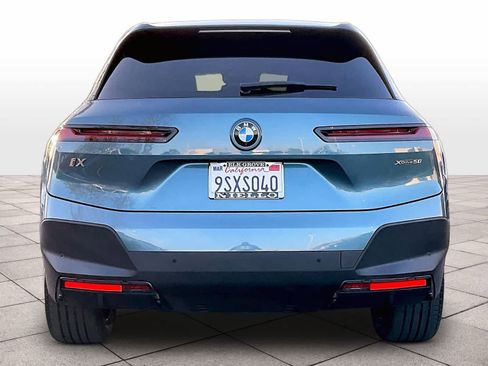 Used 2025 BMW iX xDrive50 w/ Convenience Package image 7