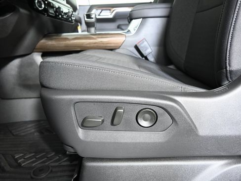 New 2026 Chevrolet Silverado 1500 LT w/ Z71 Off-Road Package image 25