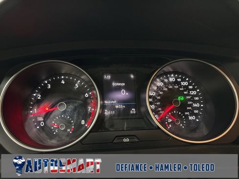 Used 2019 Volkswagen Tiguan S image 16