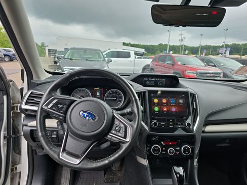 Used 2023 Subaru Forester Limited AWD/4WD image 15