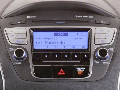 Used 2013 Hyundai Tucson GLS image 12