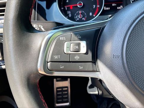Used 2021 Volkswagen GTI SE FWD image 25