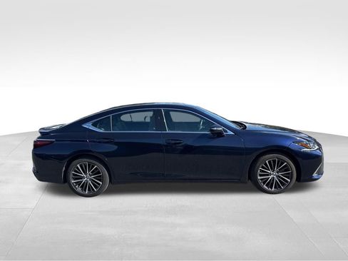 Used 2022 Lexus ES 350 w/ Premium Package image 4