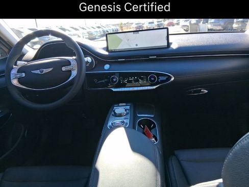 Certified 2025 Genesis GV70 2.5T image 10