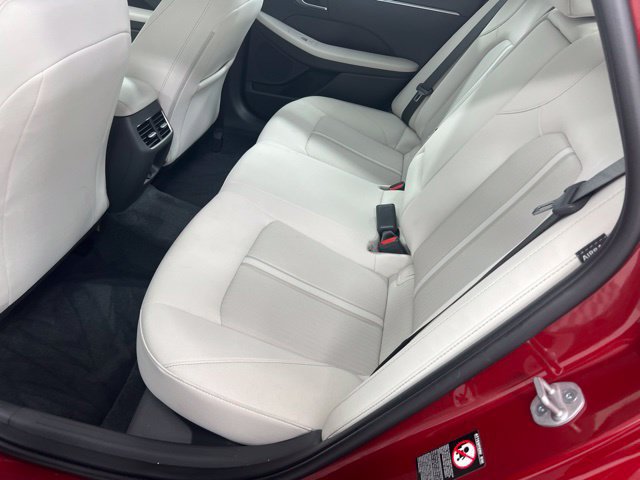 Used 2023 Hyundai Sonata SEL w/ Convenience Package FWD image 9