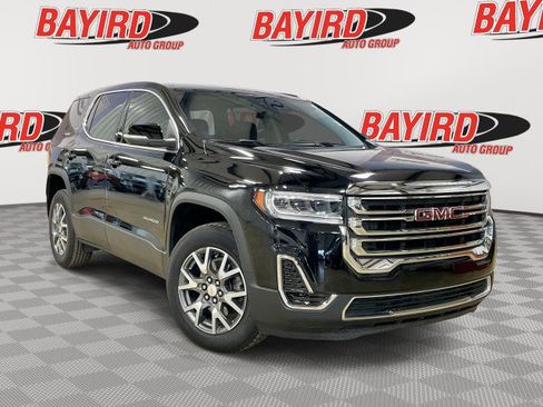 Used 2023 GMC Acadia SLE image 1