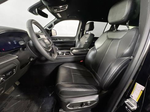 Used 2022 Jeep Wagoneer Series II image 22