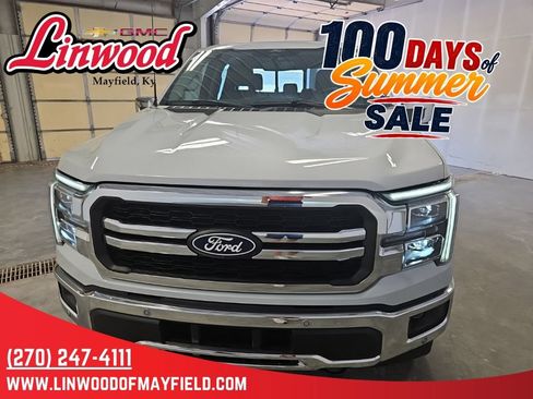 Used 2025 Ford F150 Lariat w/ Equipment Group 501A Mid AWD/4WD image 3