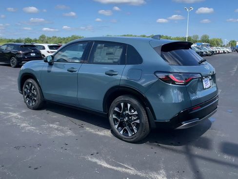 New 2026 Honda HR-V EX-L image 6