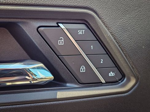 New 2026 GMC Canyon AT4 w/ Technology Plus Package AWD/4WD image 12