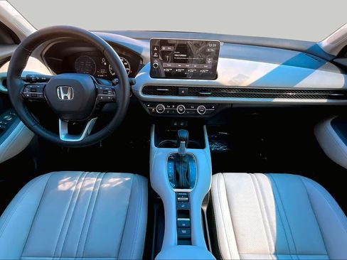 Used 2027 Honda HR-V EX-L image 16