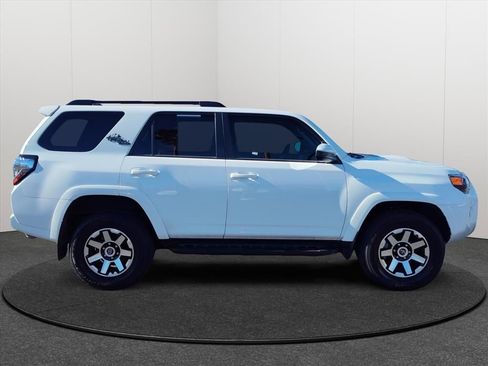 Used 2022 Toyota 4Runner TRD Off-Road image 4