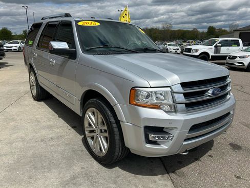 Used 2015 Ford Expedition Platinum AWD/4WD image 3