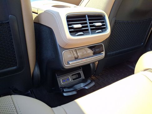 Certified 2026 Mercedes-Benz GLS 450 4MATIC image 12