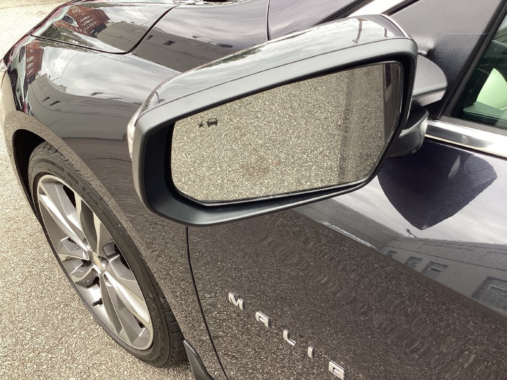 Used 2022 Chevrolet Malibu Premier FWD image 33