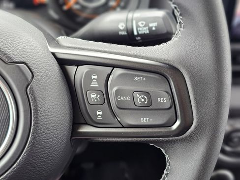 New 2026 Jeep Gladiator Sport AWD/4WD image 18