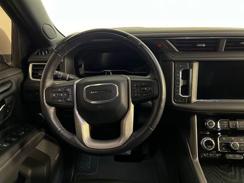 Used 2023 GMC Yukon XL Denali w/ Denali Reserve Package image 23