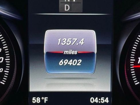 Certified 2017 Mercedes-Benz GLC 300 4MATIC image 15