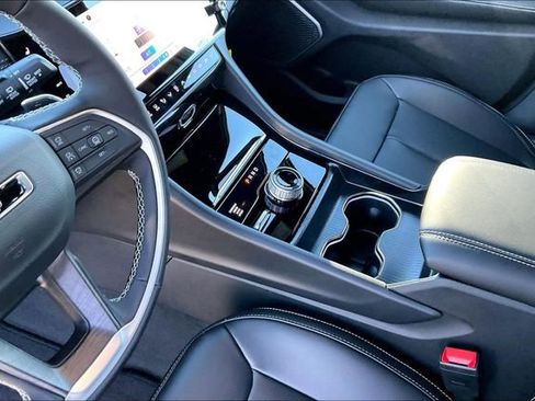 New 2026 Jeep Grand Cherokee Limited AWD/4WD image 8